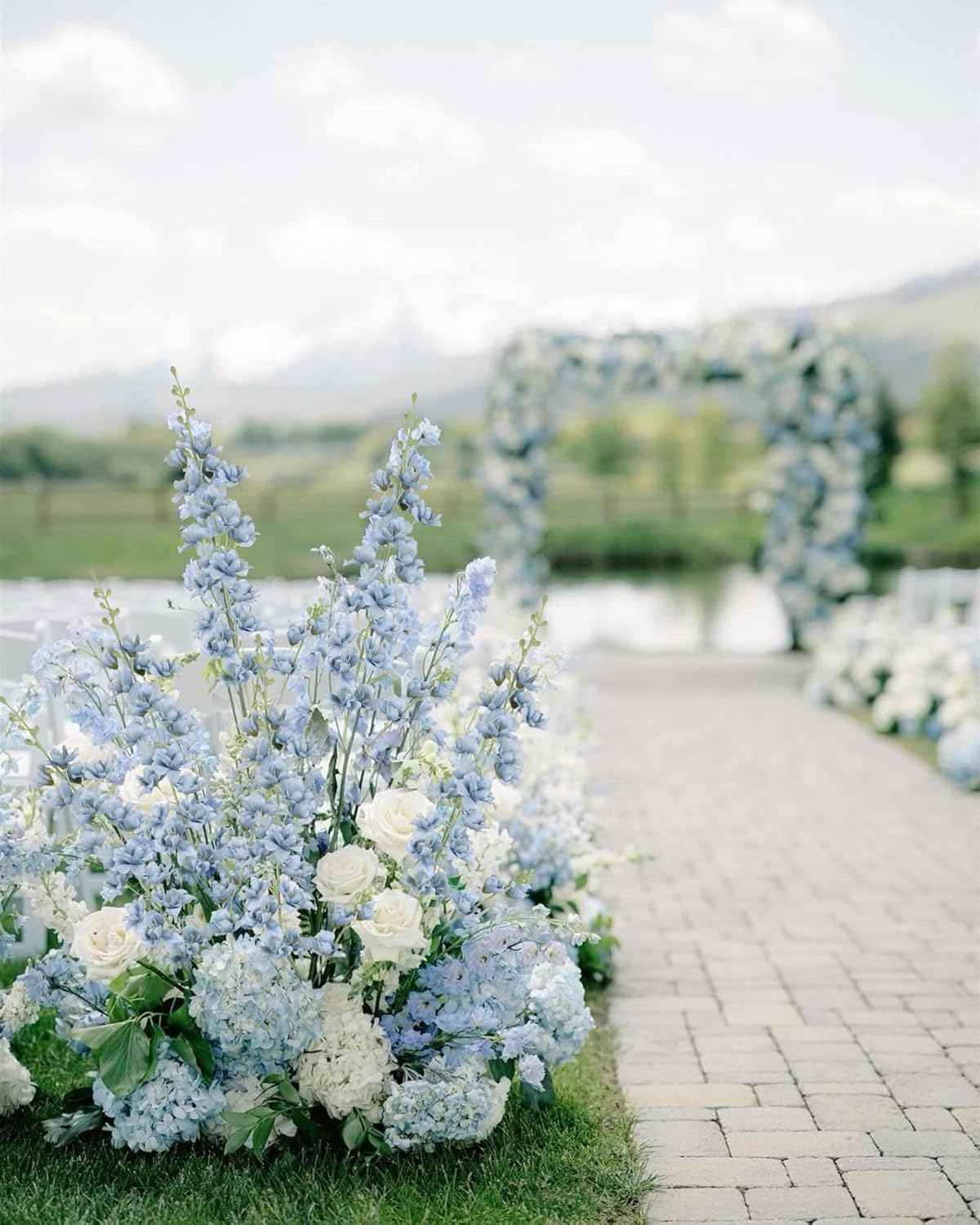 8PCS Dusty Blue Delphinium Artificial Flowers 33.5'' Faux Delphinium Stems Larkspur Silk Flowers for Wedding Table Centerpieces Home Garden Decor(Dusty Blue)