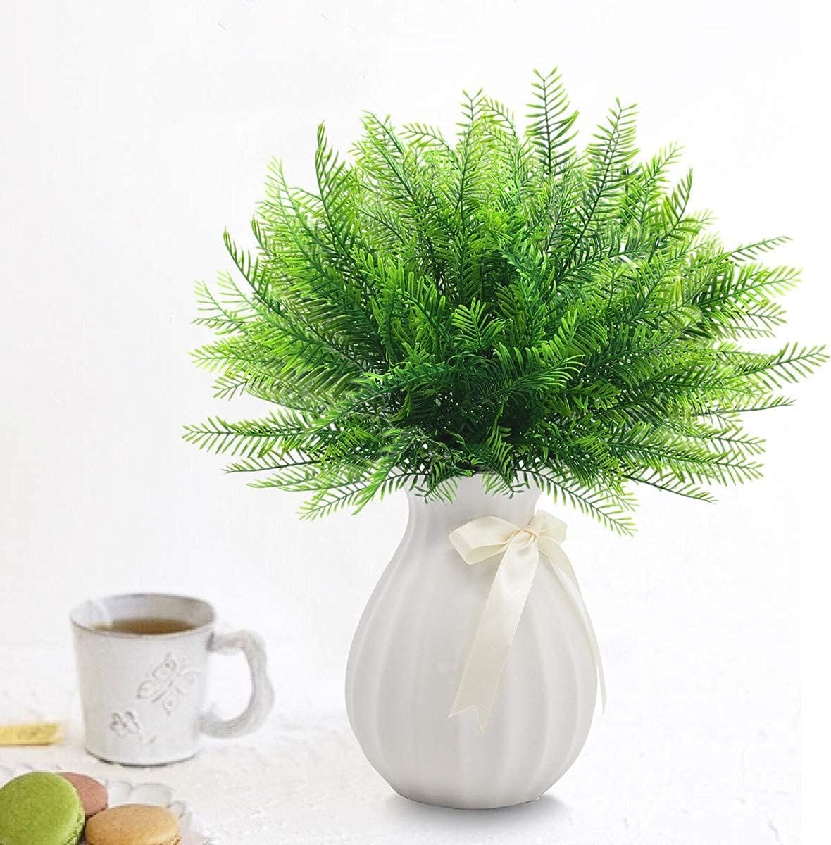 Gold Decorations Artificial Plants, Golden Berry Leaves Fake Simulation Spiky Leaf Grass Plastic Faux Shrubs Bushes Ornaments Home Indoor Outdoor Wedding Decor Hall Table Planter Filler