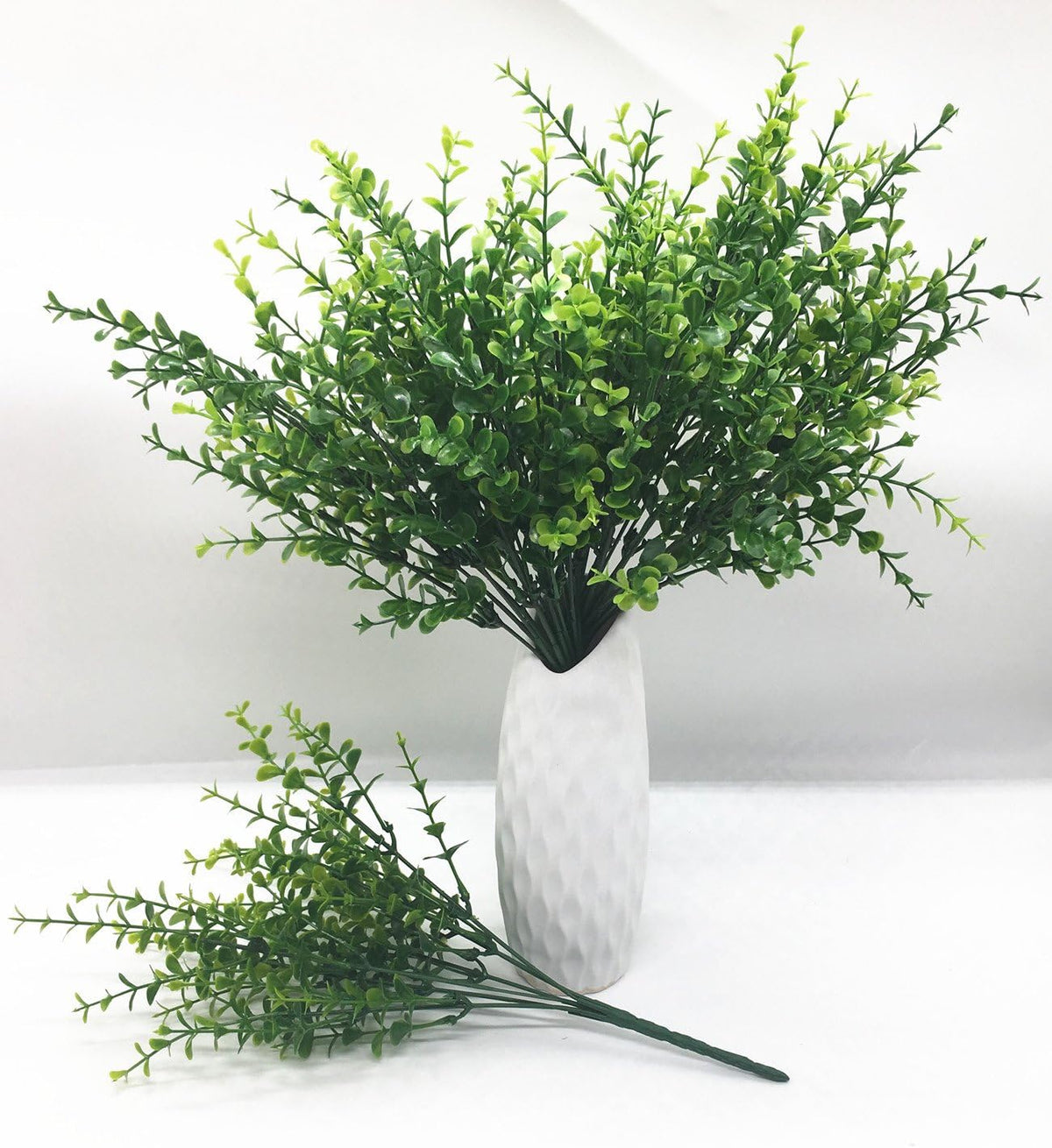 Gold Decorations Artificial Plants, Golden Berry Leaves Fake Simulation Spiky Leaf Grass Plastic Faux Shrubs Bushes Ornaments Home Indoor Outdoor Wedding Decor Hall Table Planter Filler