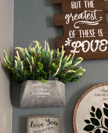 Gold Decorations Artificial Plants, Golden Berry Leaves Fake Simulation Spiky Leaf Grass Plastic Faux Shrubs Bushes Ornaments Home Indoor Outdoor Wedding Decor Hall Table Planter Filler