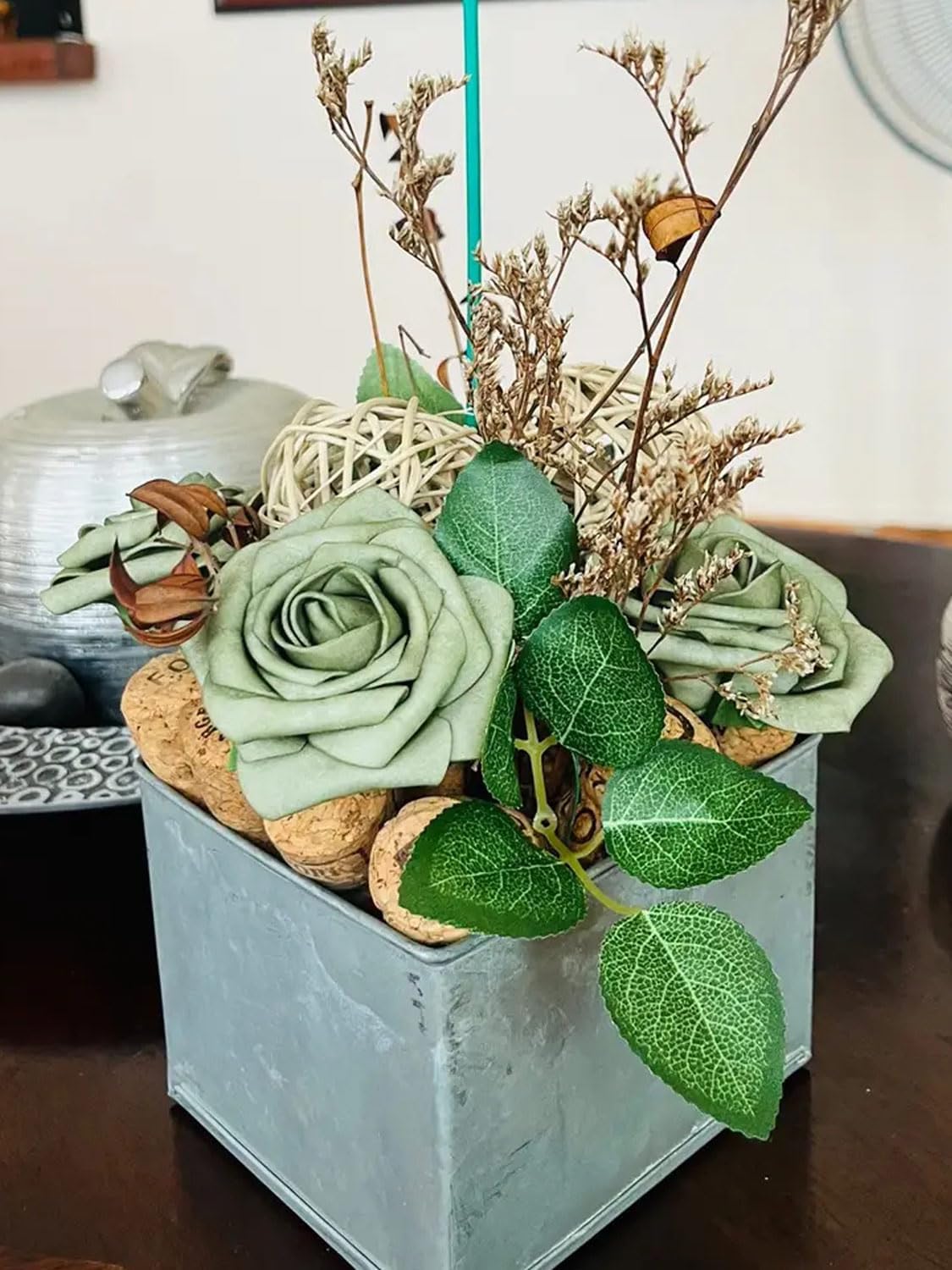 Artificial Flowers 25PCS Real Looking Mixed Living Coral Fake Roses with Stem for DIY Wedding Bouquets Centerpieces Baby Shower Party Home Decorations