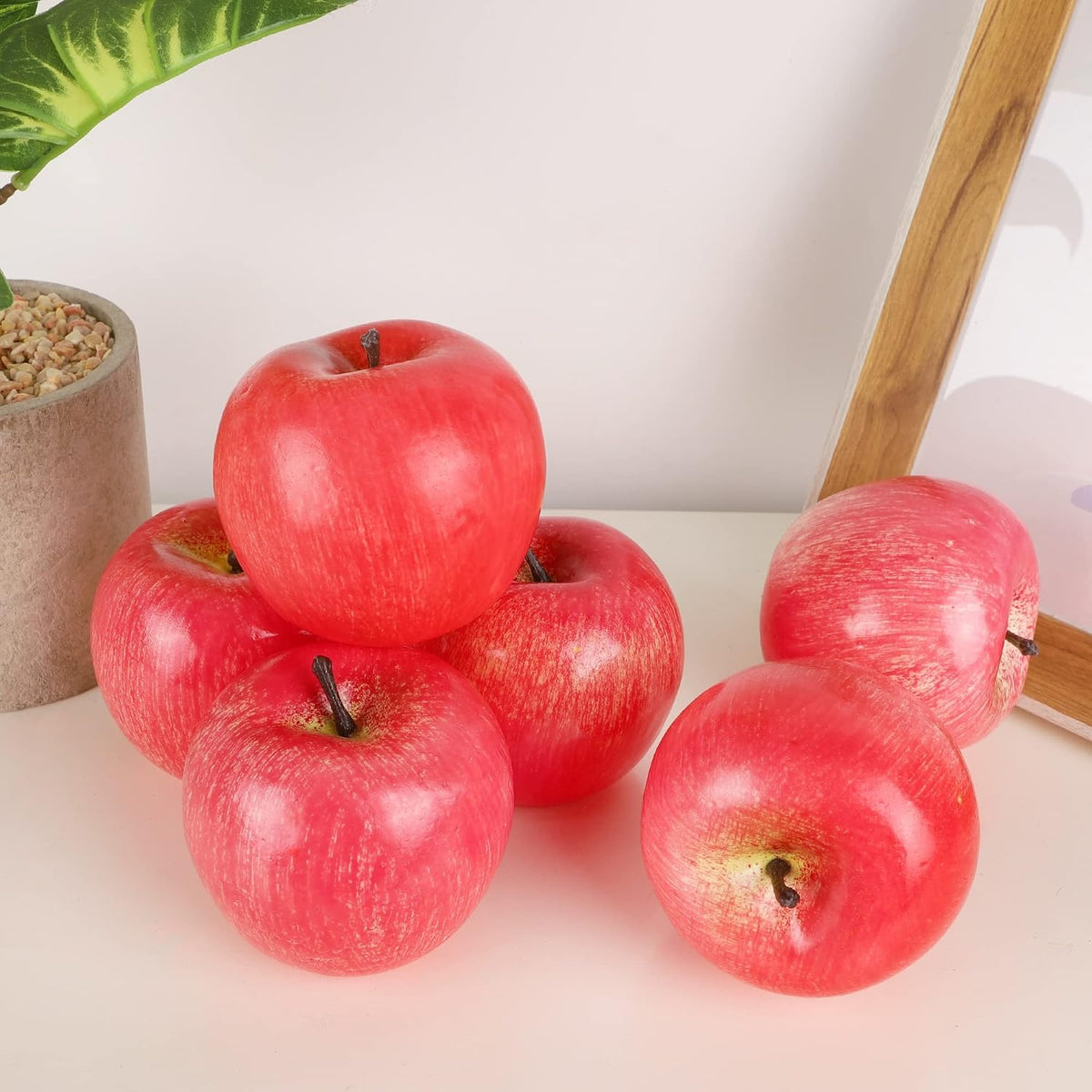Fake Fruit Artificial Apples, Set of 6 Decorative Fruit Lifelike Faux Apples Realistic Fruits Apple Decorations for Kitchen, Realistic Fake Fruits Party Props Home Decor