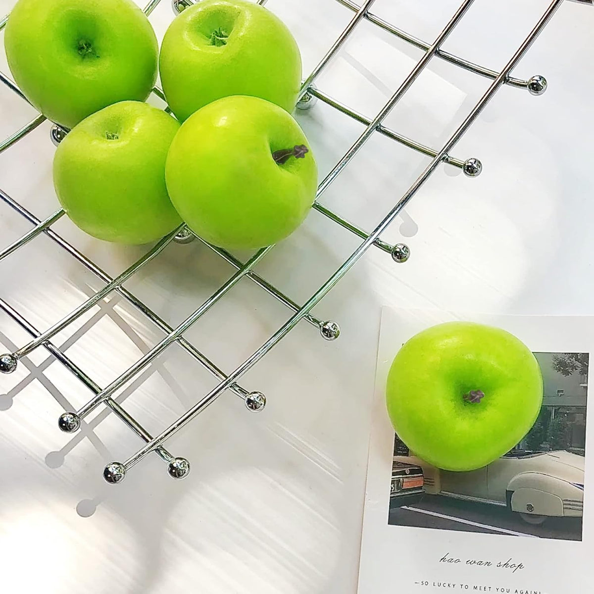 Fake Fruit Artificial Apples, Set of 6 Decorative Fruit Lifelike Faux Apples Realistic Fruits Apple Decorations for Kitchen, Realistic Fake Fruits Party Props Home Decor