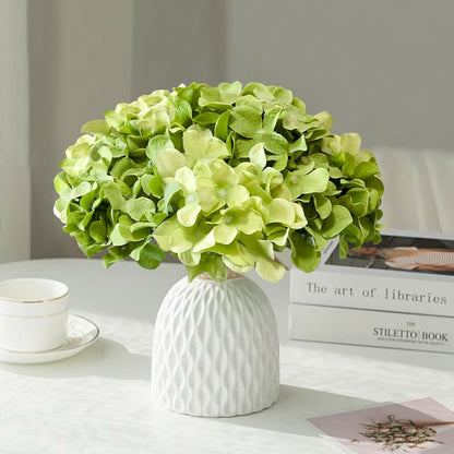 50 Pcs Faux White Blue Hydrangea Artificial Flowers Bulk, Fake Silk Hydrangea Flowers Heads with Stems for Wedding Decorations Garden Party Baby Shower Porch Home Decor Table Centerpieces