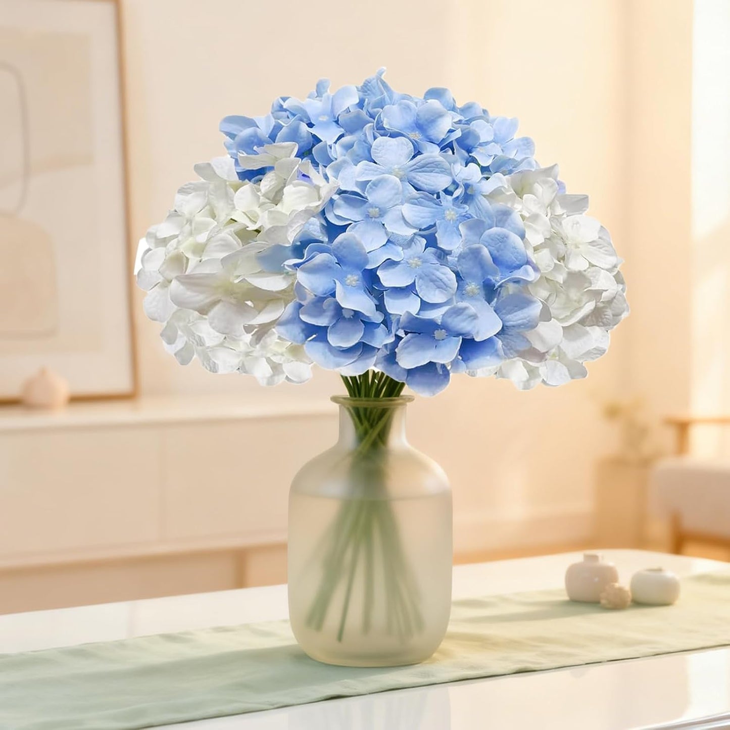 50 Pcs Faux White Blue Hydrangea Artificial Flowers Bulk, Fake Silk Hydrangea Flowers Heads with Stems for Wedding Decorations Garden Party Baby Shower Porch Home Decor Table Centerpieces