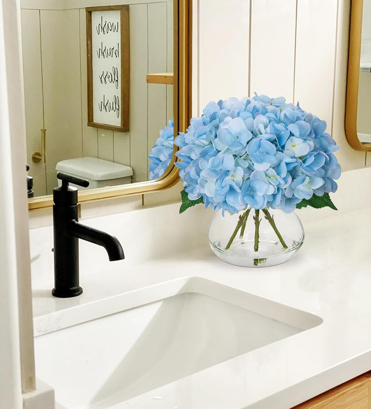 Hydrangea Artificial Flowers with Vase White Silk Fake Flowers Arrangements in Glass Vase with Faux Water for Home Bathroom Office Table Centerpiece Shelf Decorations