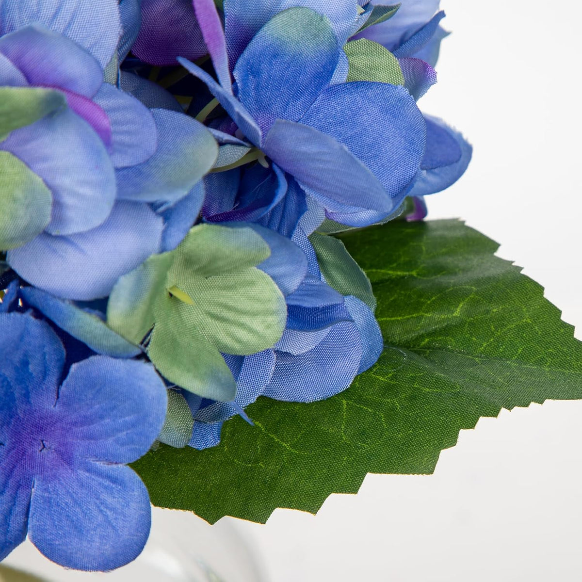 Hydrangea Artificial Flowers with Vase White Silk Fake Flowers Arrangements in Glass Vase with Faux Water for Home Bathroom Office Table Centerpiece Shelf Decorations