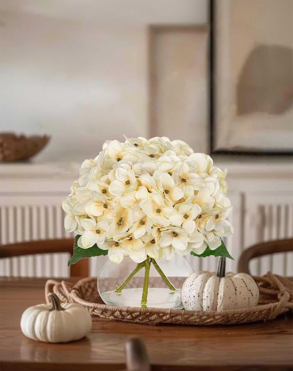 Hydrangea Artificial Flowers with Vase White Silk Fake Flowers Arrangements in Glass Vase with Faux Water for Home Bathroom Office Table Centerpiece Shelf Decorations
