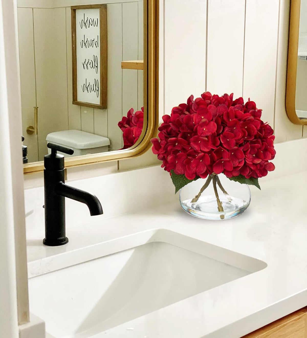 Hydrangea Artificial Flowers with Vase White Silk Fake Flowers Arrangements in Glass Vase with Faux Water for Home Bathroom Office Table Centerpiece Shelf Decorations