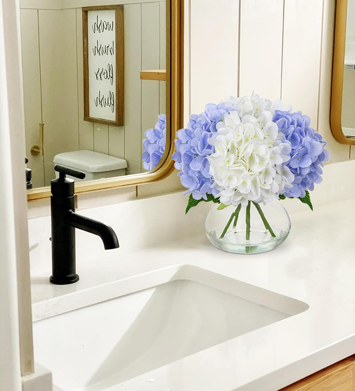 Hydrangea Artificial Flowers with Vase White Silk Fake Flowers Arrangements in Glass Vase with Faux Water for Home Bathroom Office Table Centerpiece Shelf Decorations