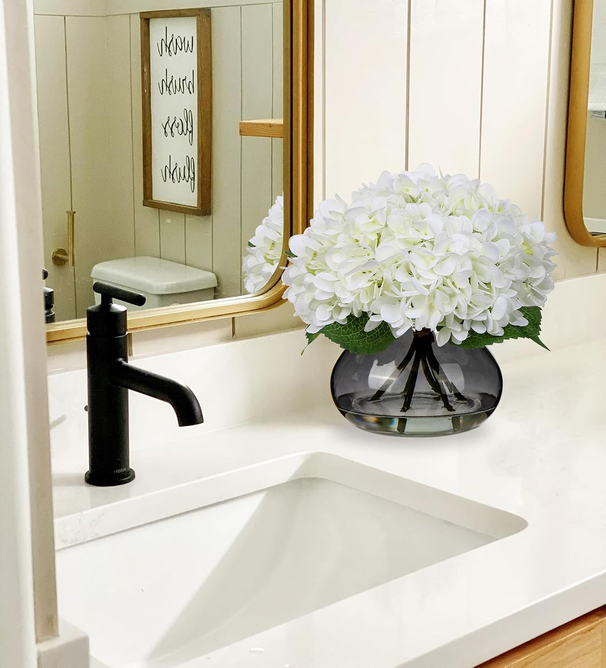 Hydrangea Artificial Flowers with Vase White Silk Fake Flowers Arrangements in Glass Vase with Faux Water for Home Bathroom Office Table Centerpiece Shelf Decorations