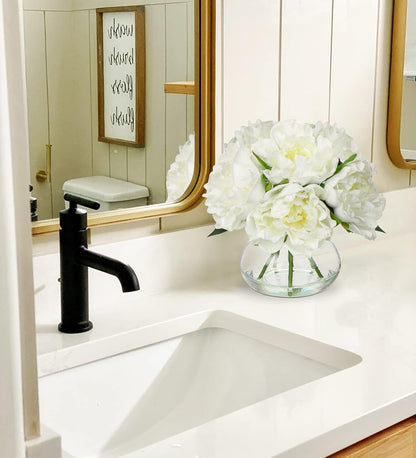Hydrangea Artificial Flowers with Vase White Silk Fake Flowers Arrangements in Glass Vase with Faux Water for Home Bathroom Office Table Centerpiece Shelf Decorations