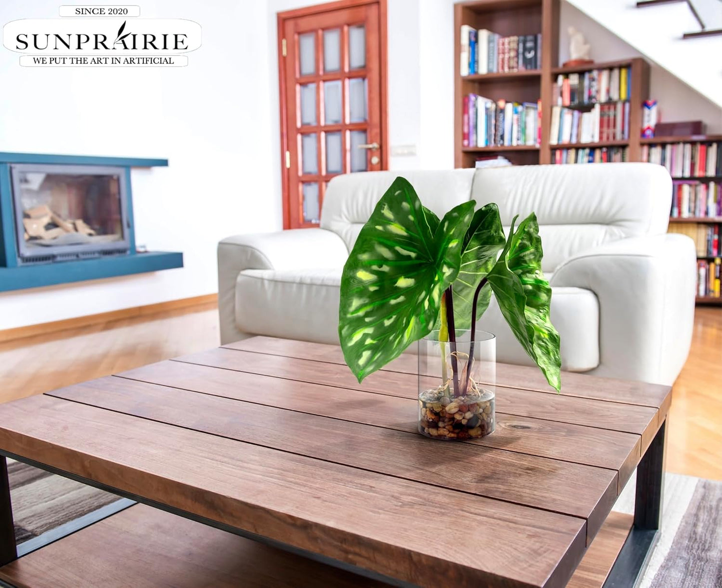 Tropical Artificial Plant in Clear Pot with Artificial Water, Wide Arrowhead Leaves. Faux Plants Indoor and Outdoor