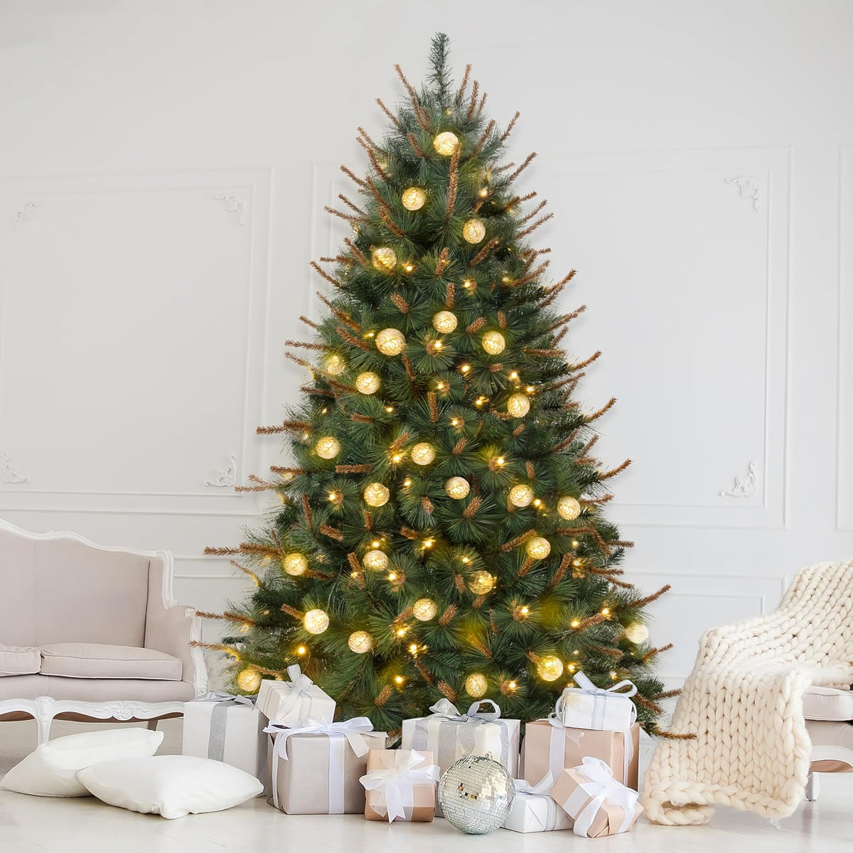 Cynthia 4.5ft Artificial Prelit Christmas Tree