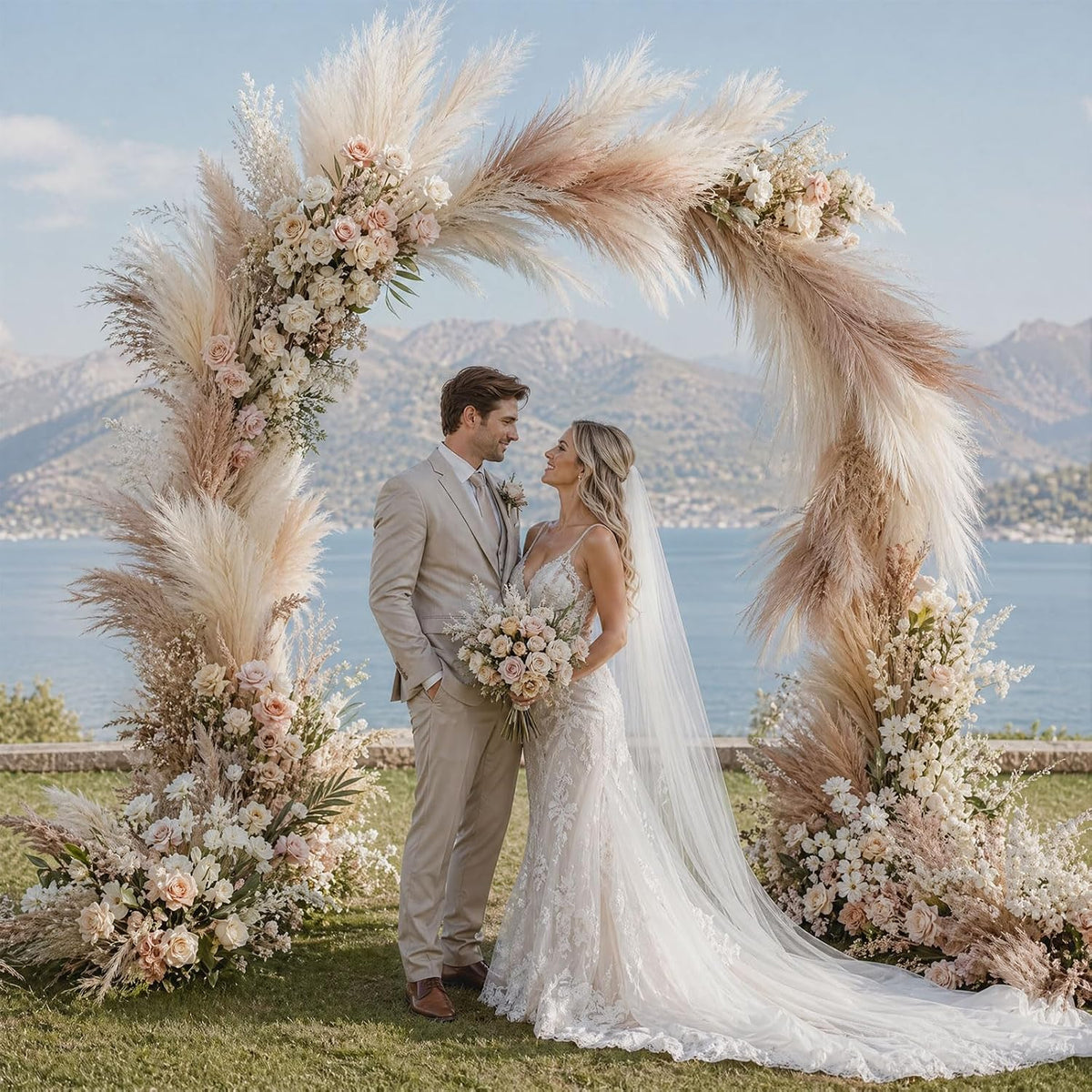 Pampas Grass Decor,21" Artificial Pompous Grass Bulk,Small Vase Filler Pompas Grass for Home Wedding Living Room Wall Party Decoration (Beige,Light Brown, 21 Inch)