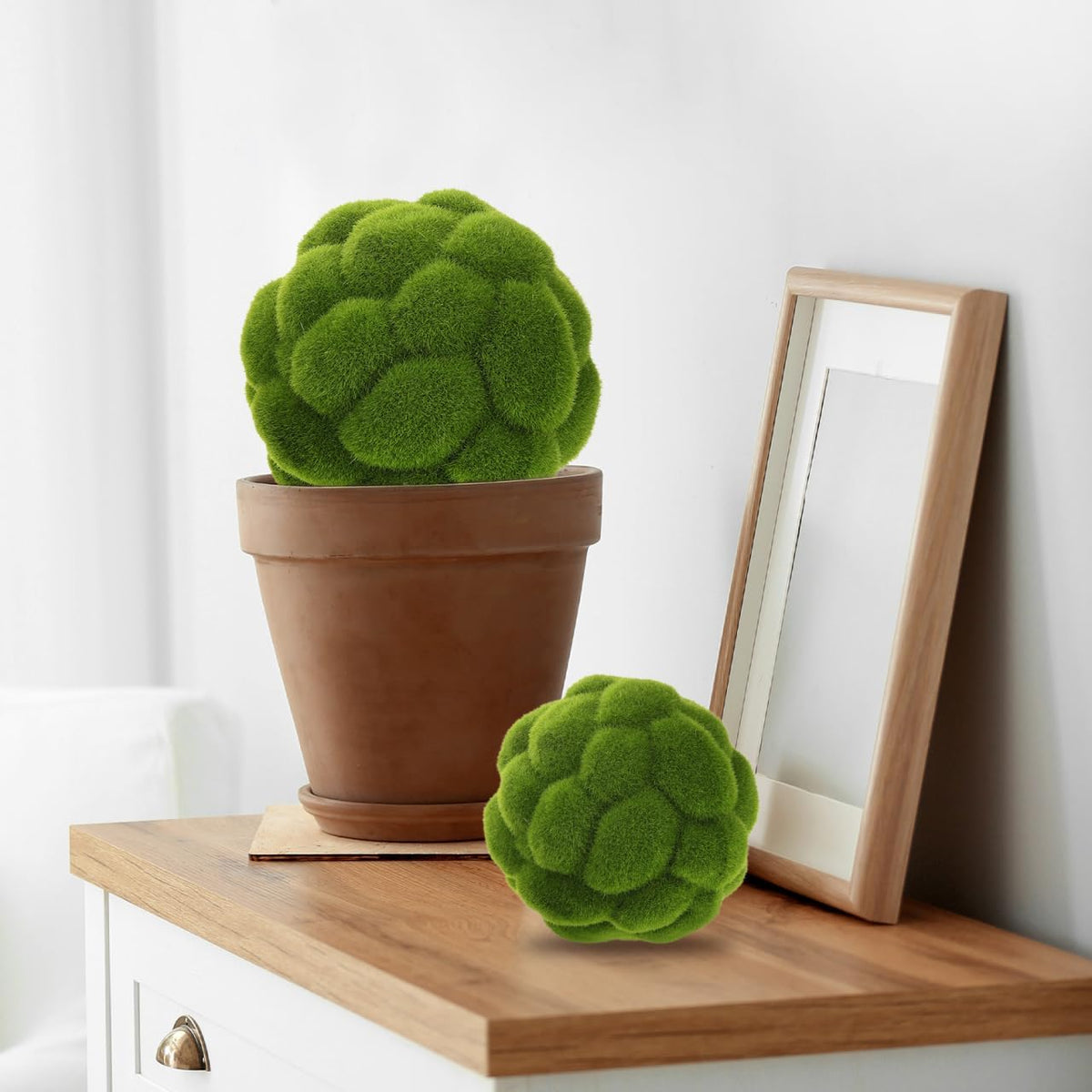 Green Moss Balls Decorative for Bowls - 4 Pcs Fake Moss Balls Faux Decorative Spheres for Bowl Fillers, Vase Filler, Wedding Decor, Table Arrangement, DIY Crafts (3.9" + 4.7")