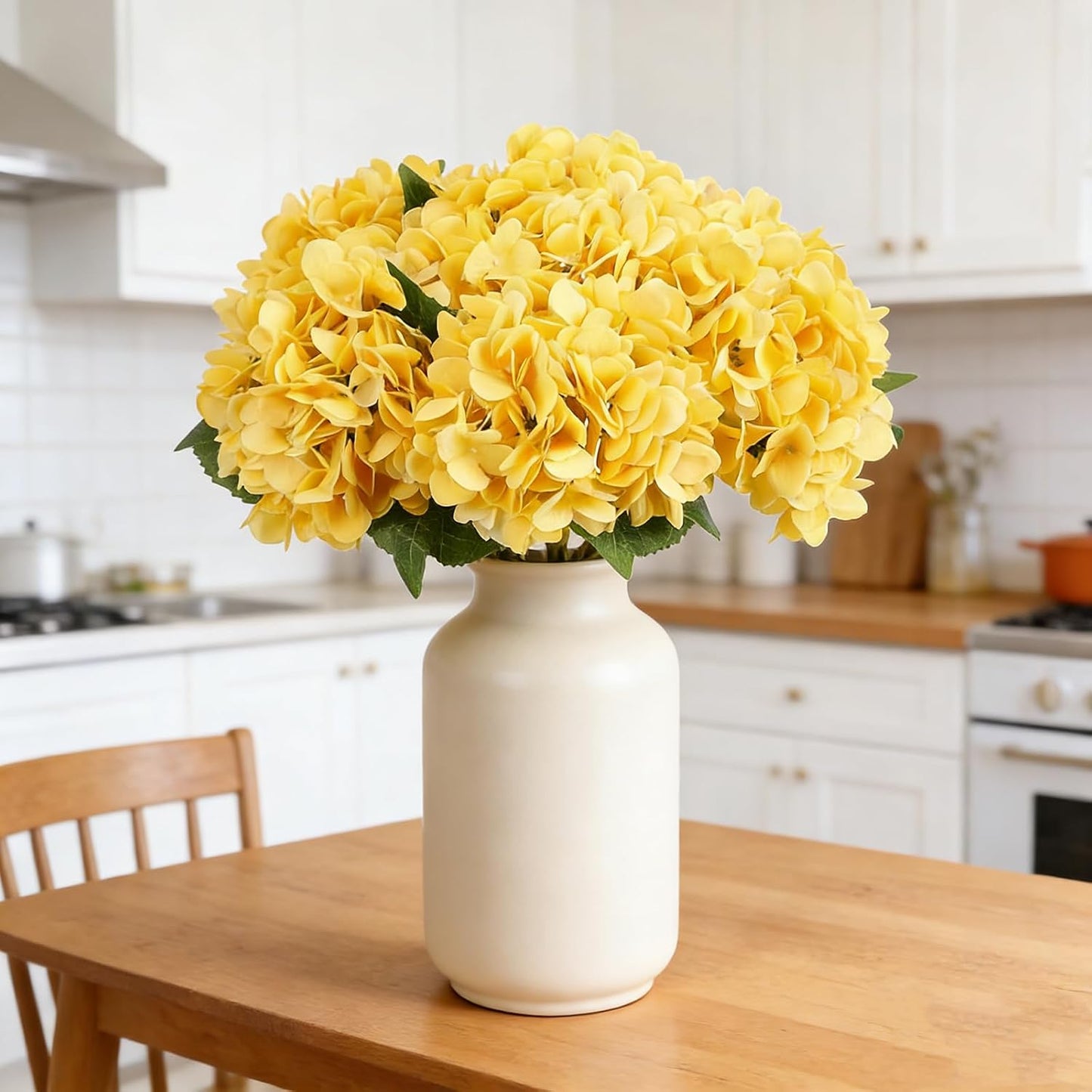 Kimura's Cabin 6pcs White Hydrangea Artificial Flowers Silk Fake Hydrangeas Faux Hydrangea Flowers with Stems for Wedding Bouquets Arrangement Home Table Centerpieces Baby Shower Party Decoration