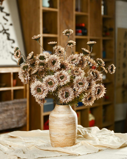 6Pcs Artificial Gerbera Daisies Flowers Fake Daisy Faux Flowers Bouquet Fake Daisy for Home Kitchen Living Room Bathroom Decor（Light Orange）
