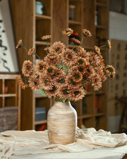 6Pcs Artificial Gerbera Daisies Flowers Fake Daisy Faux Flowers Bouquet Fake Daisy for Home Kitchen Living Room Bathroom Decor（Light Orange）