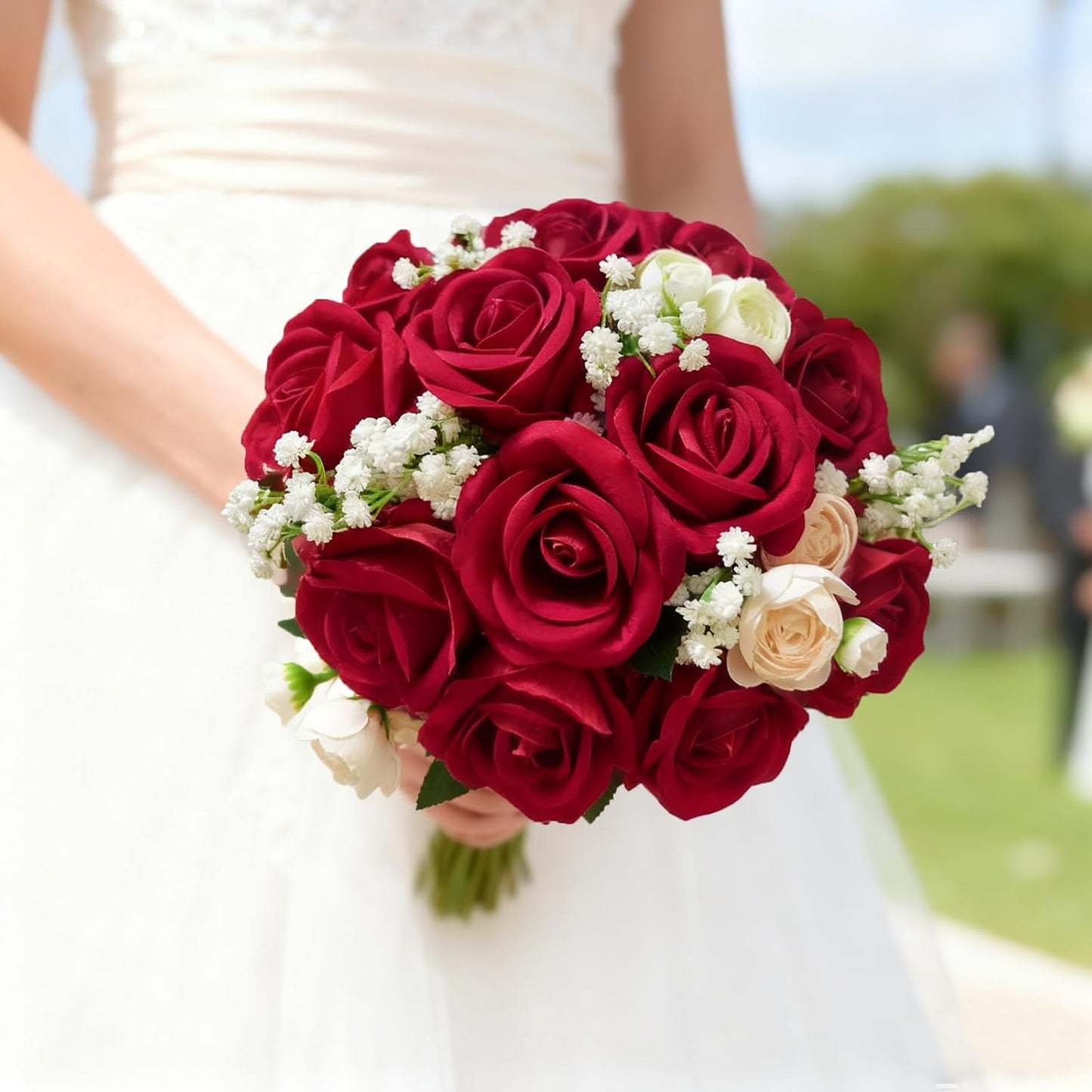 100 Pcs Red Fake Roses Bulk Artificial Flowers, Artificial Velvet Silk Roses Bouquet with Stems for Wedding Decoration, Fake Flowers in Vase Valentines Day Floral Arrangement Centerpiece Home Decor