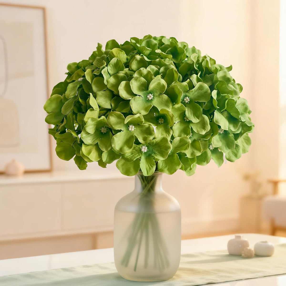 Faux White Hydrangea Artificial Flowers Bulk, Fake Silk Hydrangea Flowers Heads with Stems for Wedding Decorations Garden Party Baby Shower Porch Home Decor Table Centerpieces