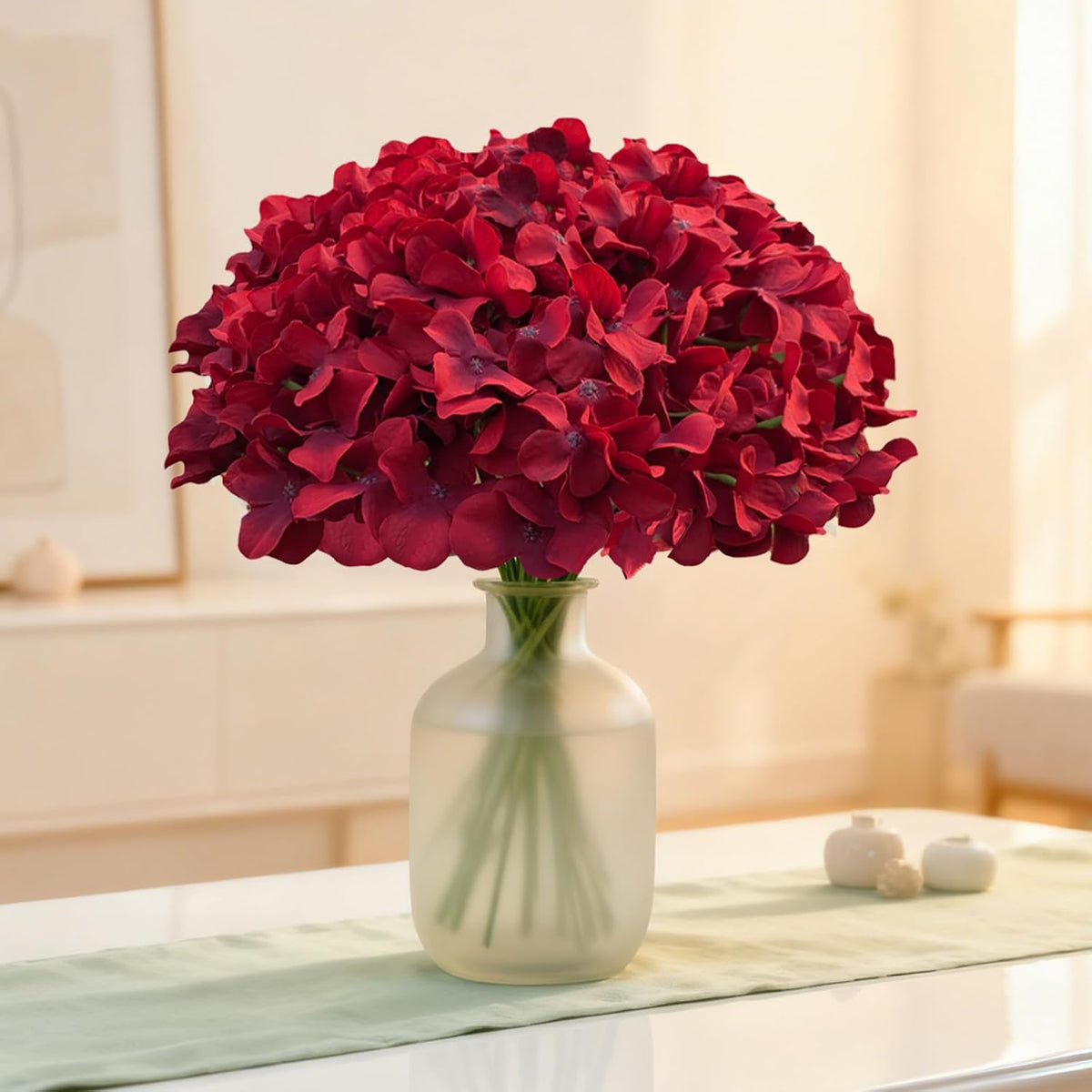 Faux White Hydrangea Artificial Flowers Bulk, Fake Silk Hydrangea Flowers Heads with Stems for Wedding Decorations Garden Party Baby Shower Porch Home Decor Table Centerpieces