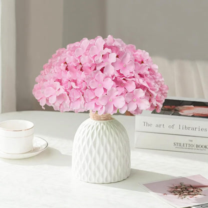 Faux White Hydrangea Artificial Flowers Bulk, Fake Silk Hydrangea Flowers Heads with Stems for Wedding Decorations Garden Party Baby Shower Porch Home Decor Table Centerpieces