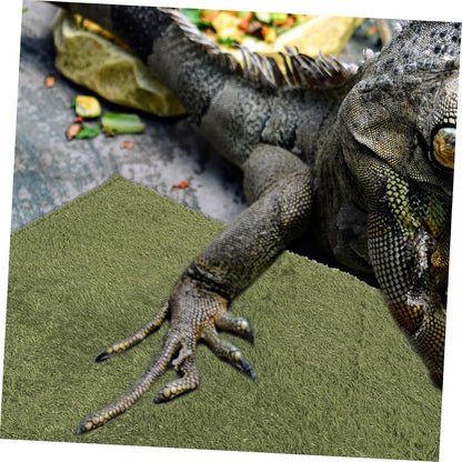 Reptile Mat Lifelike Fake Lawn Carpet for Terrarium Tortoise Bedding and Accessory Reptile Supplies Artificial Grass for Snakes Lizards and Frogs