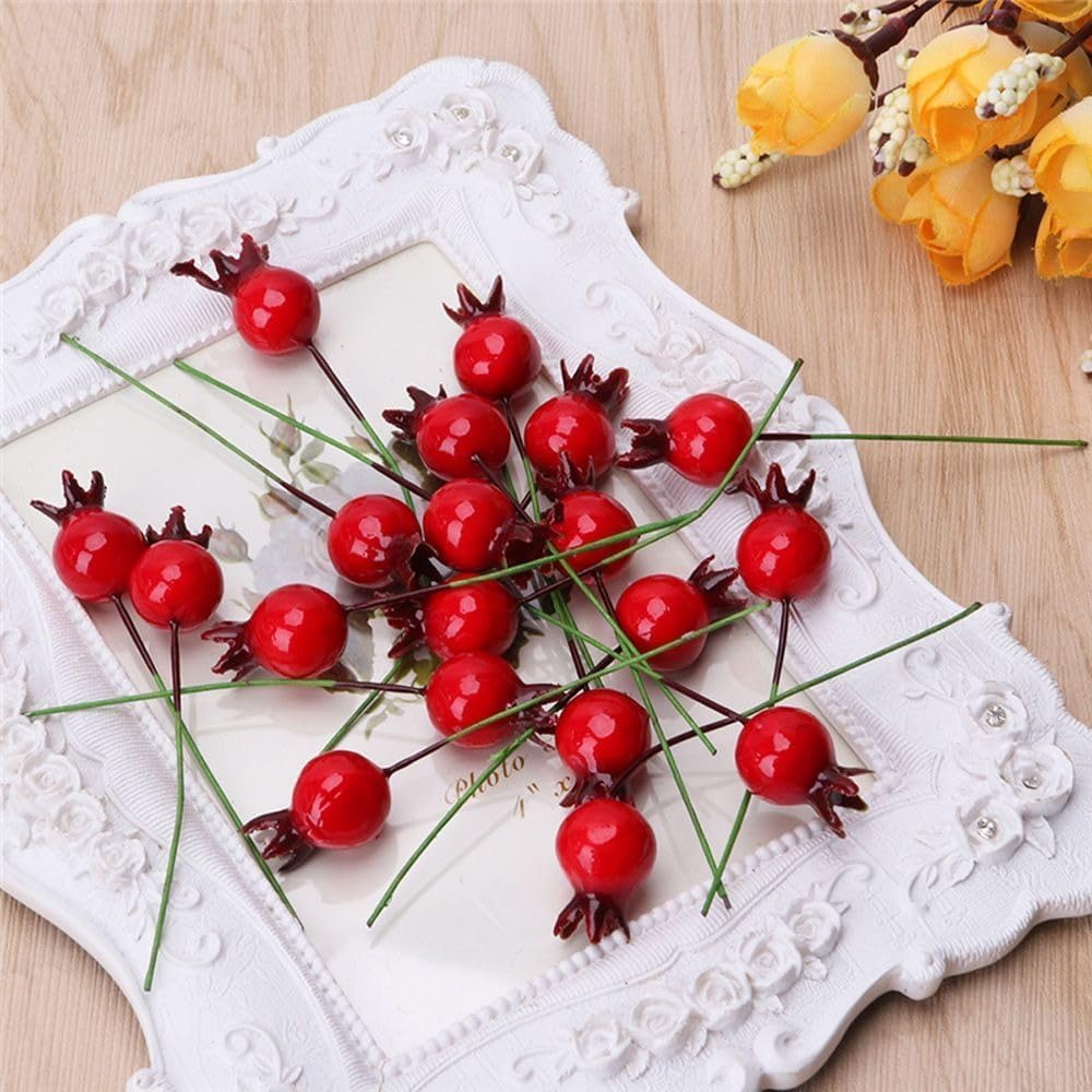 Red Mini Pomegranate Artificial Fruits Ornaments Lifelike Pomegranate Decor for Wedding Home Party Christmas Crafts Decor Artificial Plants and Flowers