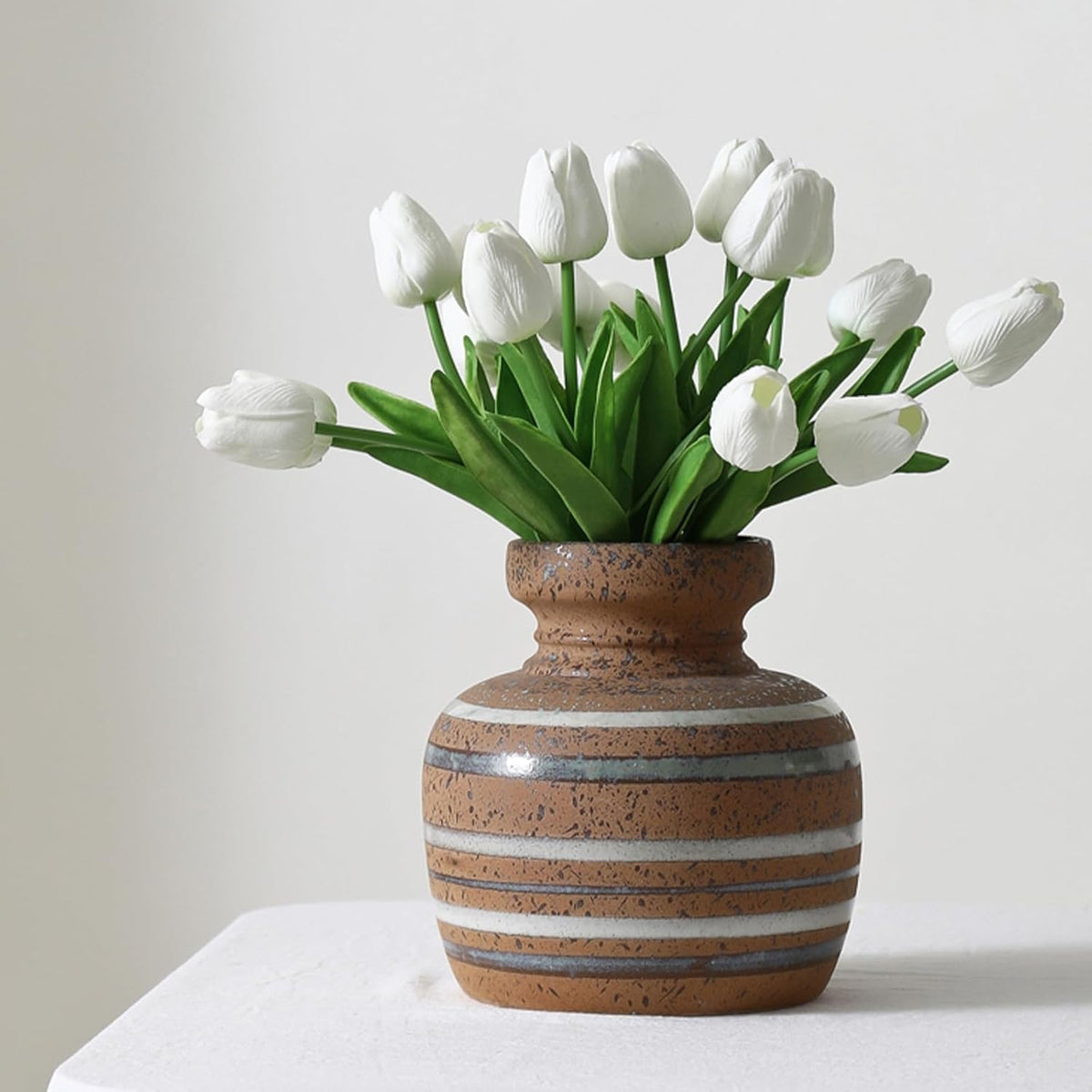 30pcs Real Touch Tulips PU Artificial Flowers, Fake Tulips Flowers for Arrangement Wedding Party Easter Spring Home Dining Room Office Decoration. (White)
