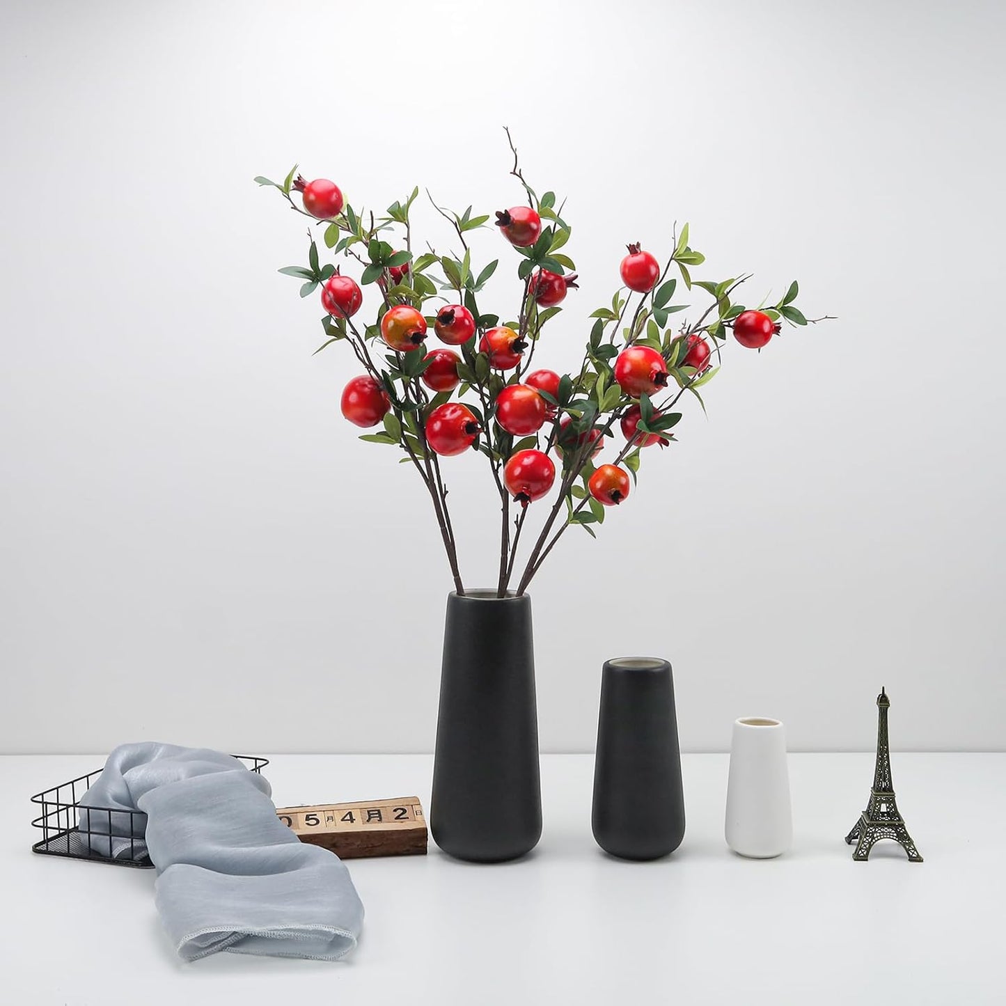 5 Pcs Fake Peach Branch Decoration Mini Artificial Peaches Fruit Stem Bouquet Realistic Lifelike Simulation Branches Model for Vase Window Display