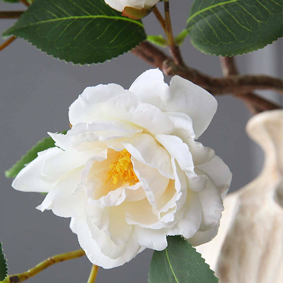 Artificial Fake Camellia Flowers Stems for Vase Decoration Faux Silk White Camellia Realistic for Indoor Living Room Bathroom Dining Room