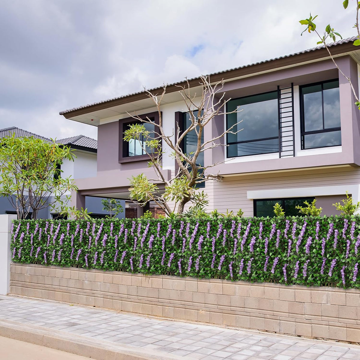 Expandable Fence Privacy Screen for Balcony Patio Outdoor, 1PC Faux Ivy Fencing Panel for Backdrop Garden Backyard Home Decorations