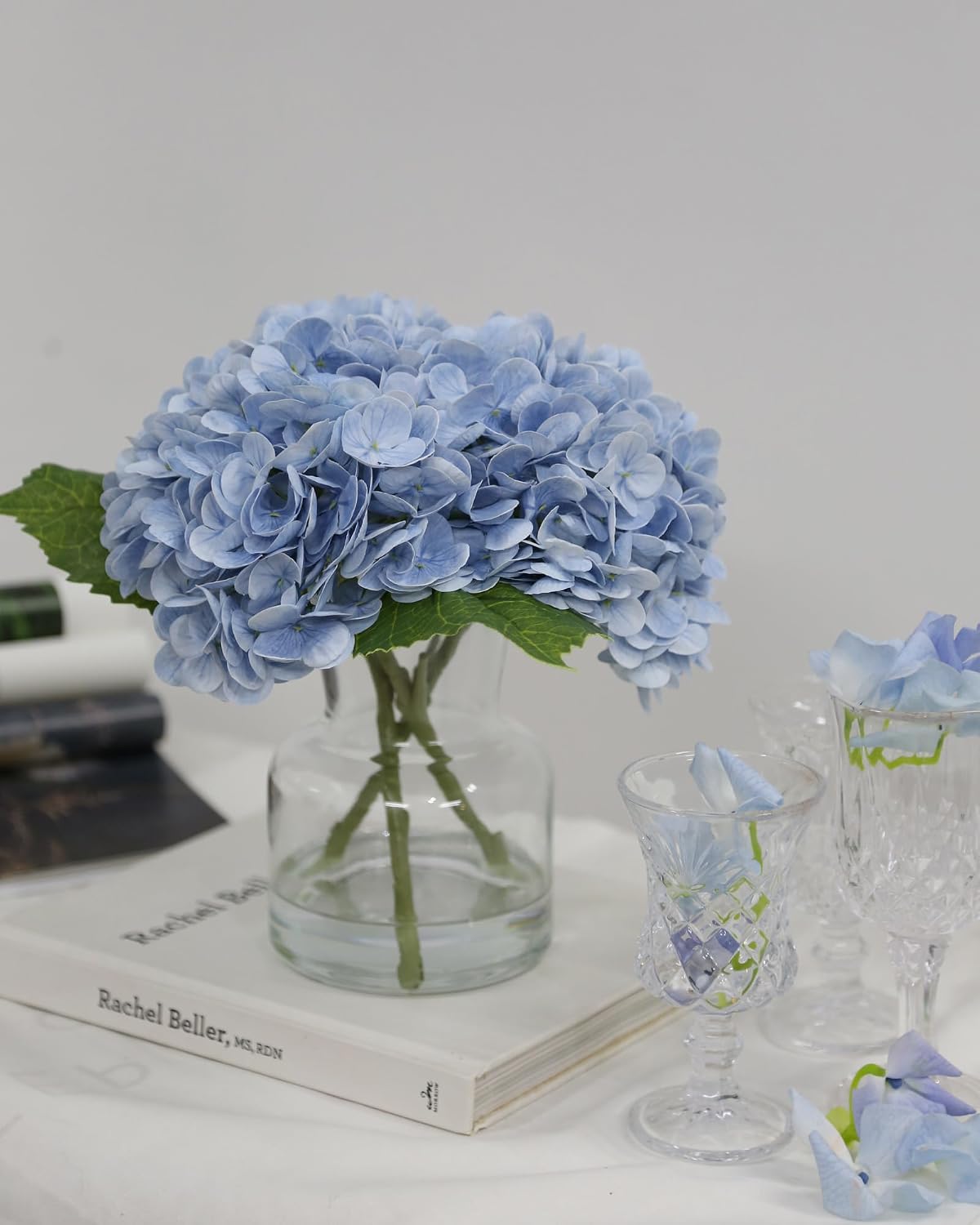 Real Touch Artificial Flowers White Hydrangea in Vase for Home Decoration