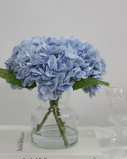 Real Touch Artificial Flowers White Hydrangea in Vase for Home Decoration