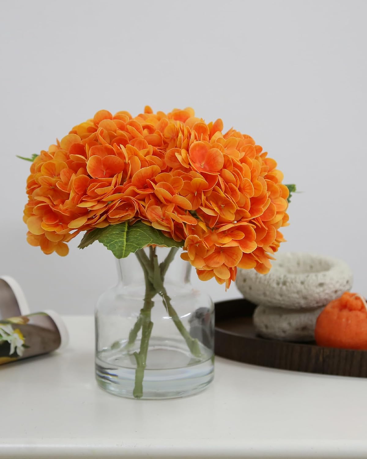 Real Touch Artificial Flowers White Hydrangea in Vase for Home Decoration