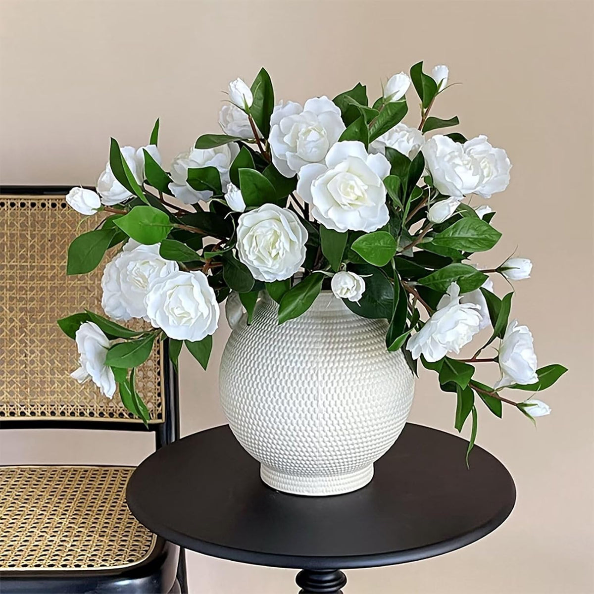 4Pcs Artificial Gardenia Flowers White Gardenia Flowers with Stems Real Looking Gardenia Fake Flowers Faux Gardenia Flowers Bouquet for Wedding Party Home Office Decor