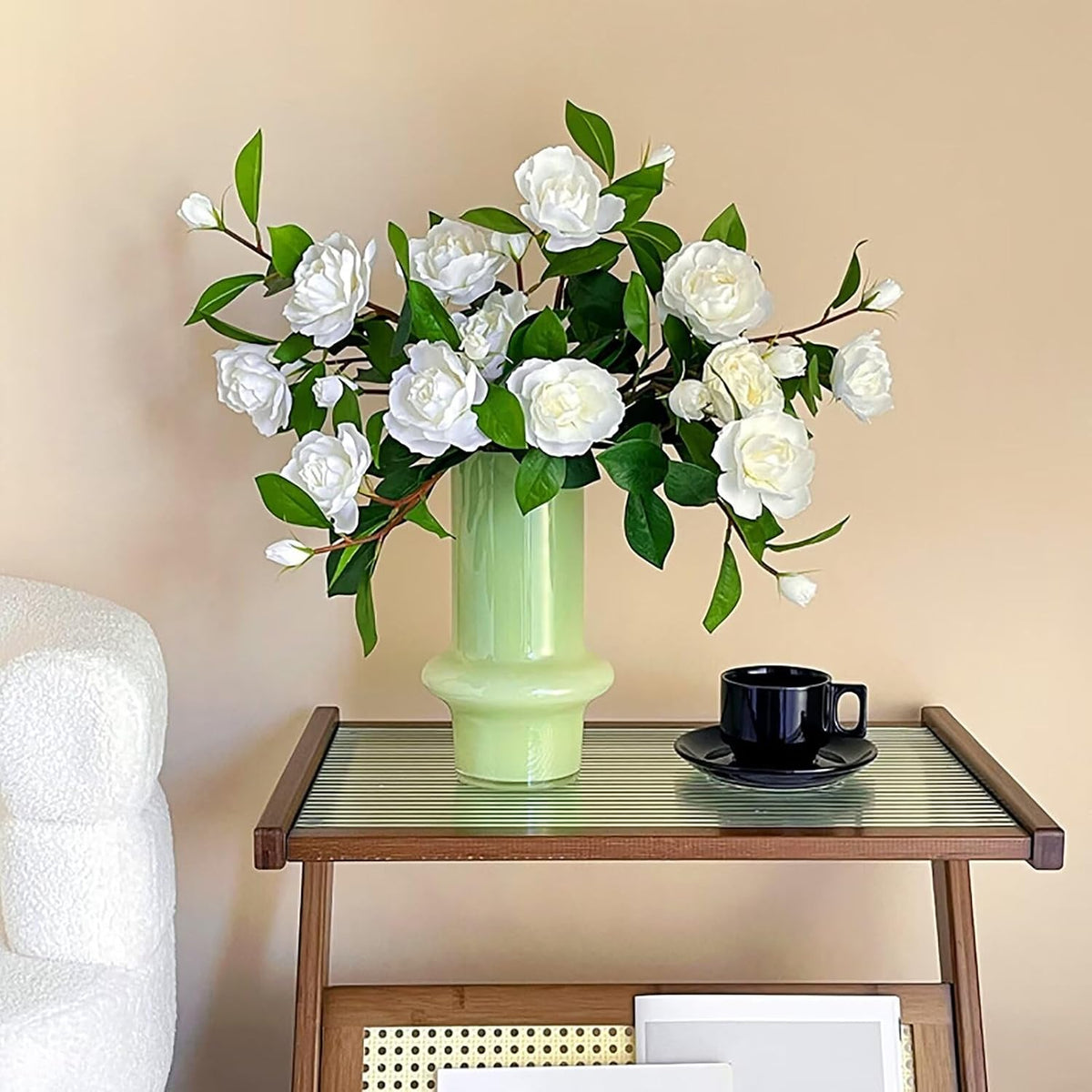 4Pcs Artificial Gardenia Flowers White Gardenia Flowers with Stems Real Looking Gardenia Fake Flowers Faux Gardenia Flowers Bouquet for Wedding Party Home Office Decor