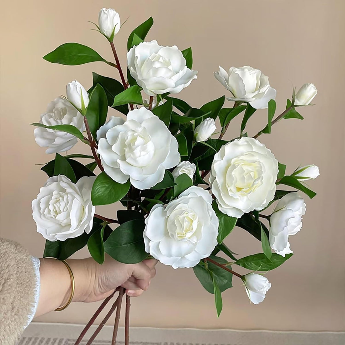 4Pcs Artificial Gardenia Flowers White Gardenia Flowers with Stems Real Looking Gardenia Fake Flowers Faux Gardenia Flowers Bouquet for Wedding Party Home Office Decor