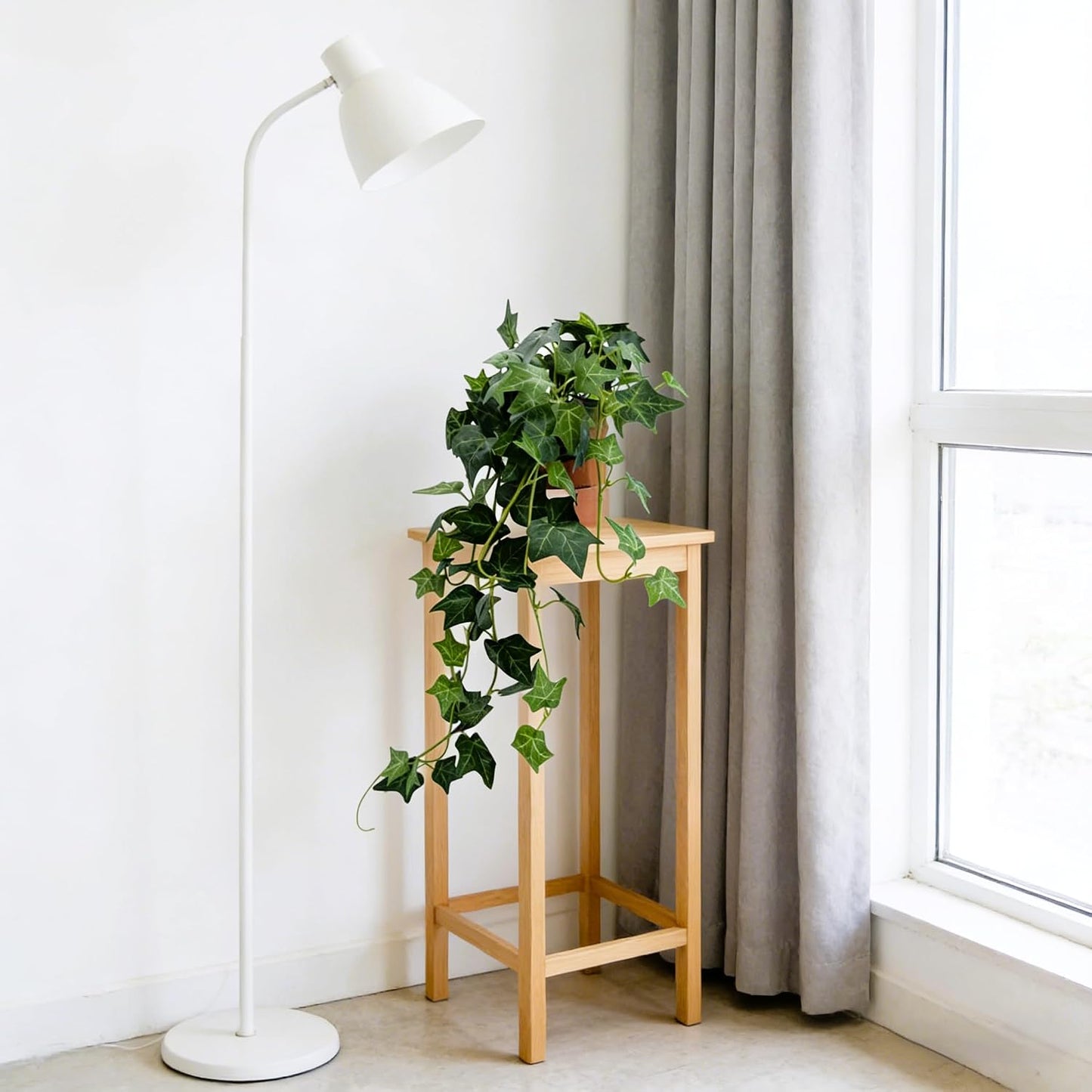 31.5" Artificial English Ivy Plant in Pot - Fake Silk Ivy Greenery for Home Decor, Tabletop, Office, Shelf, Balcony or Bathroom (1 Pack)