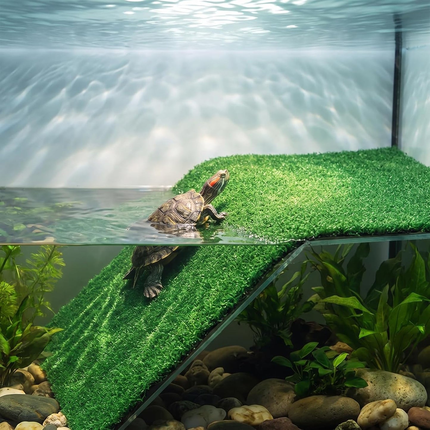 Square Artificial Grass Carpet, Realistic Synthetic Reptile Turf Pet Cage Simulation Grass Mat/Substrate Lizard Tank Accessories Turtle Ramp Turf for Basking Platform Habitat, 9. 8×9. 8inch