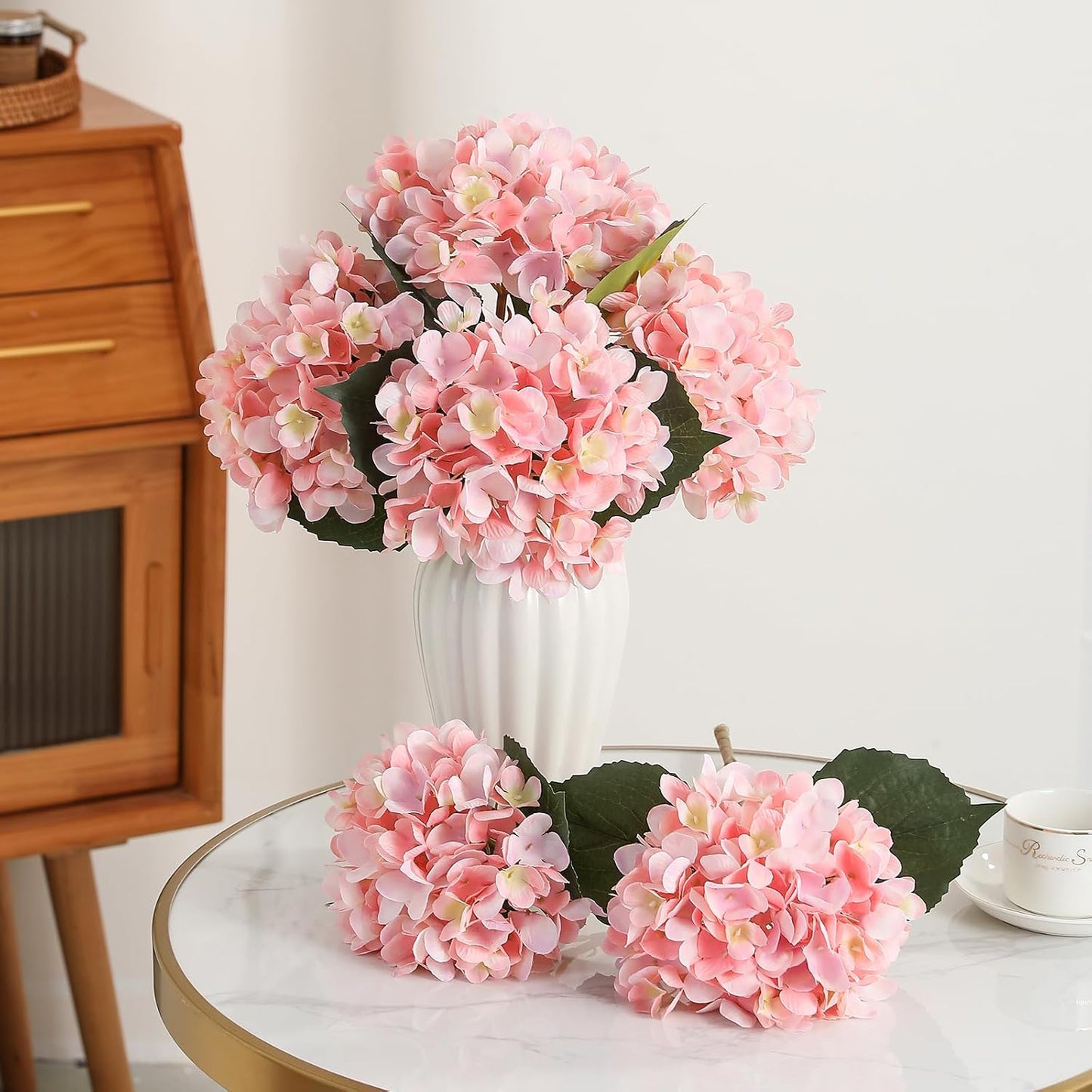 6pcs White Hydrangea Artificial Flowers - Faux Hydrangea Flowers, Fake Silk Flowers for Table Centerpiece, Silk Hydrangea Flowers with Stems for Home Wedding Party Decor