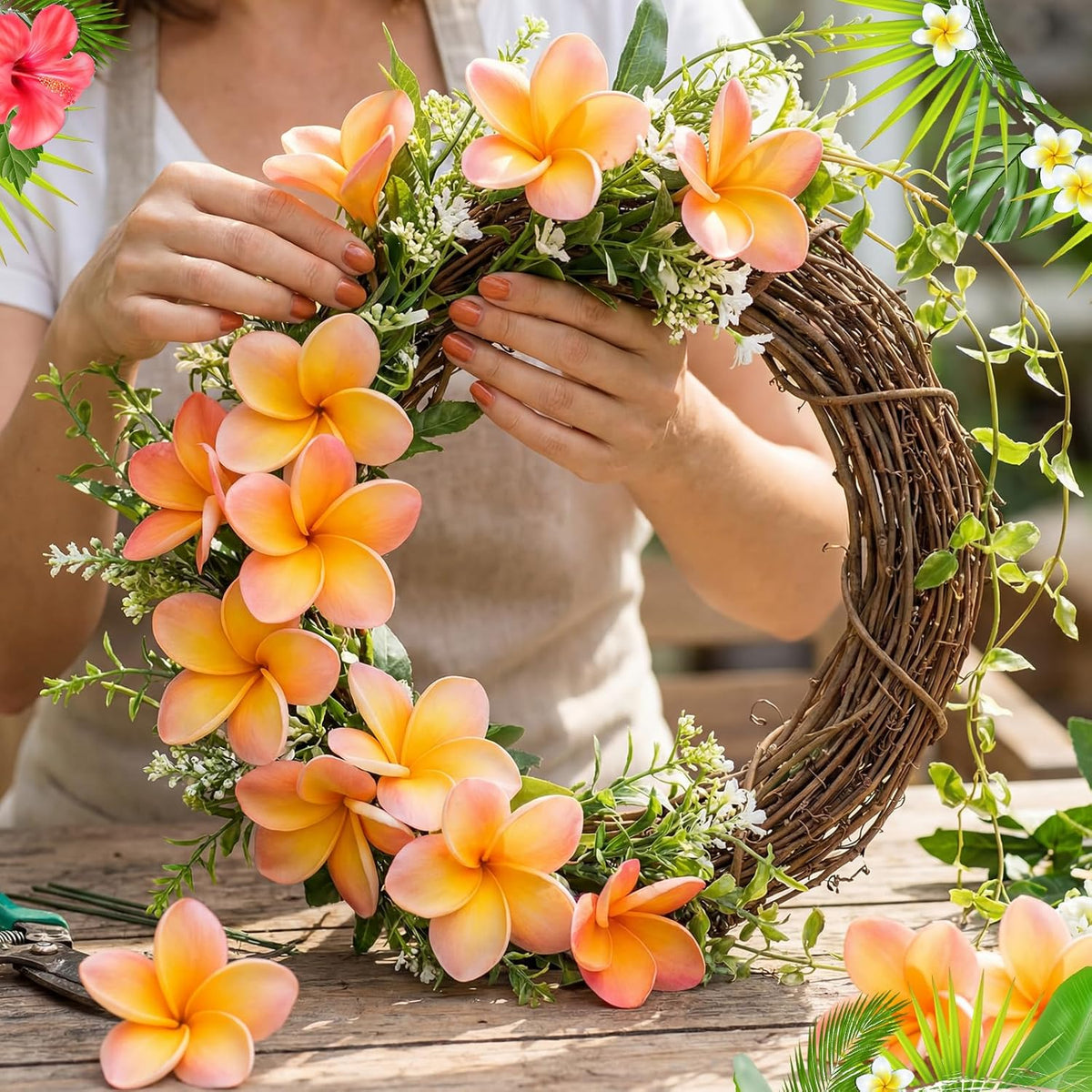 30 Pcs Hawaiian Plumeria Frangipani PU Artificial Flowers Tropical Flowers with Stems for DIY Real to Touch Birthday Gifts Wedding Home Hawaiian Party Decor Table Centerpiece (Orange Pink)