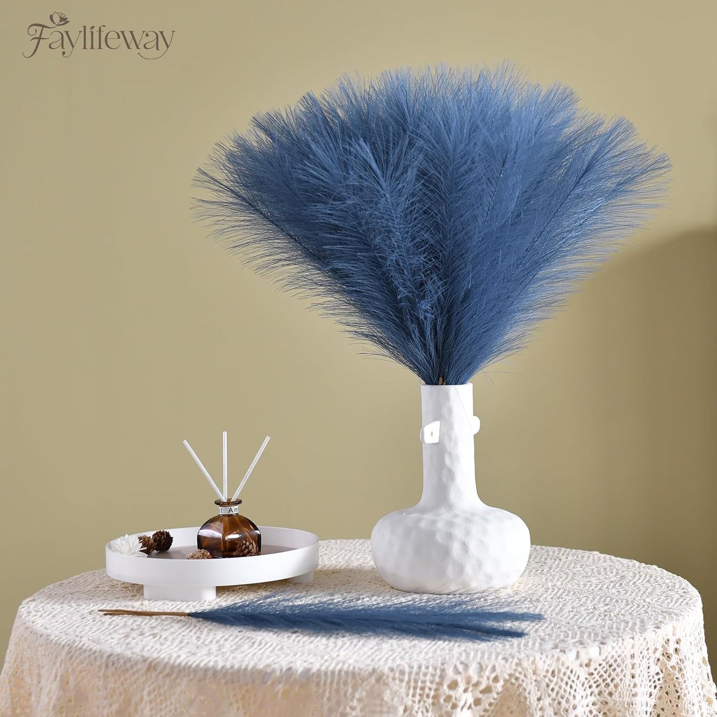 50PCS Brown&White Pampas Grass, 17in Fluffy Boho Feathers Decor | Ideal Artificial Flowers for Vase Filler,Birthday,Wedding,Baby Shower,Bathroom,Home,Table,Wall,Bow Decor