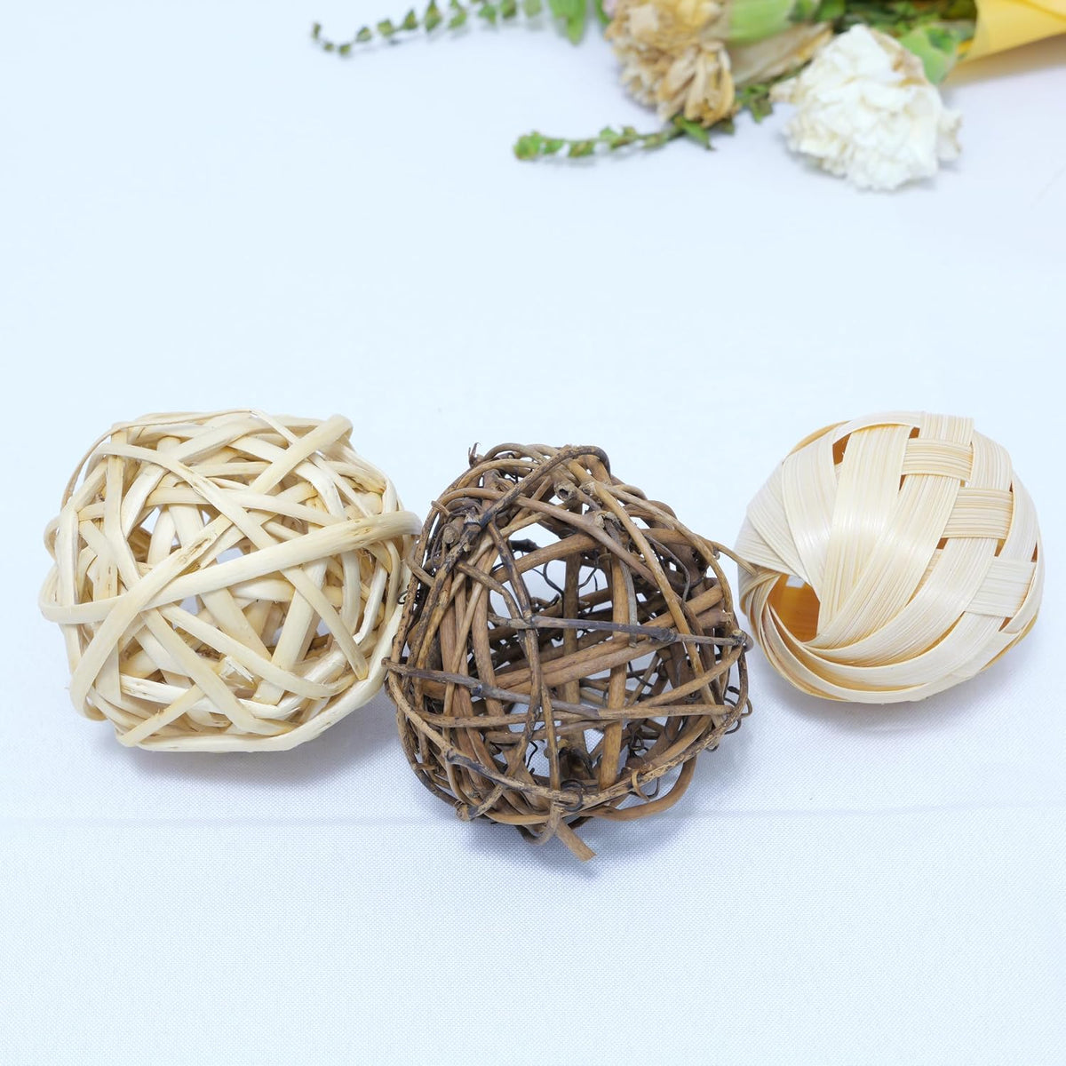 Handmade Natural Green Plant Moss Balls Decorative for Home Party Display Decor Props (2 in)