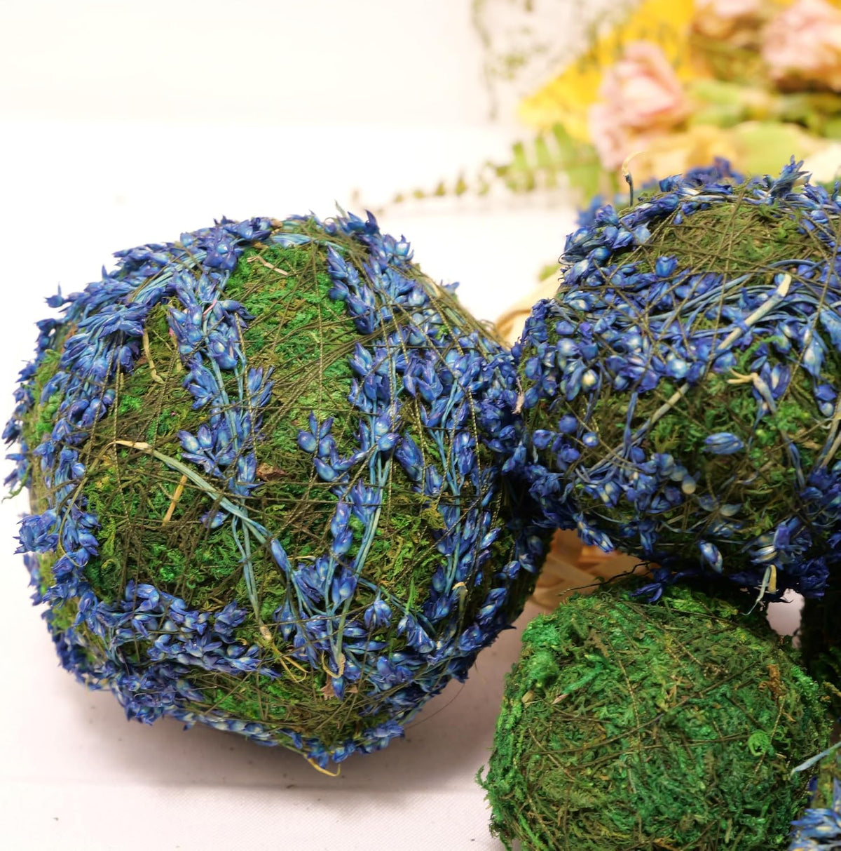 Handmade Natural Green Plant Moss Balls Decorative for Home Party Display Decor Props (2 in)