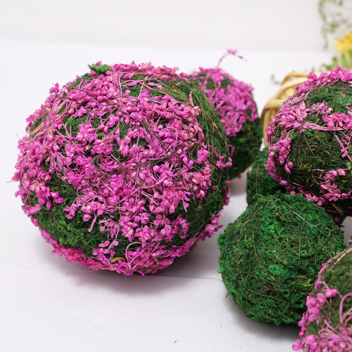 Handmade Natural Green Plant Moss Balls Decorative for Home Party Display Decor Props (2 in)