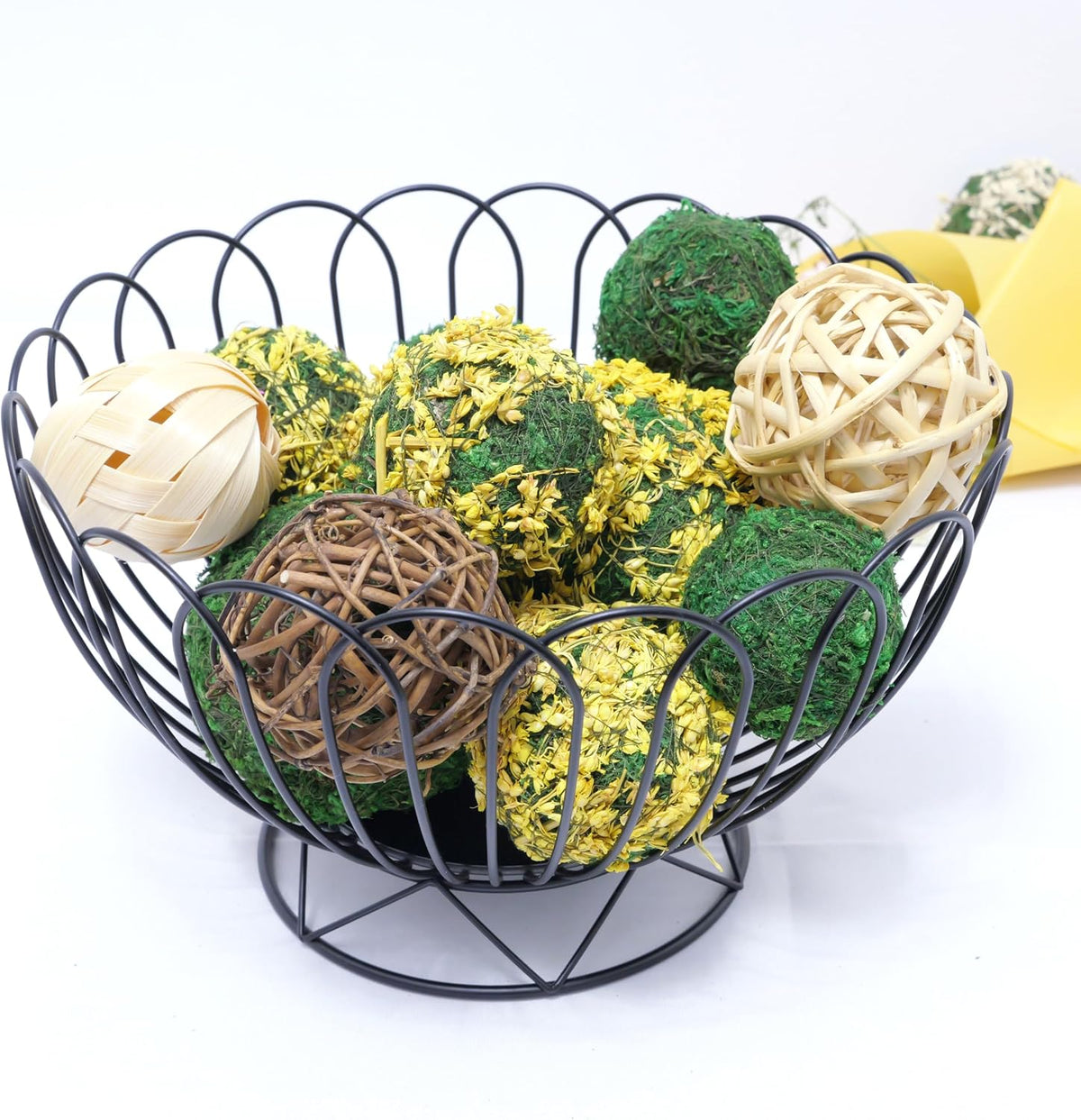Handmade Natural Green Plant Moss Balls Decorative for Home Party Display Decor Props (2 in)