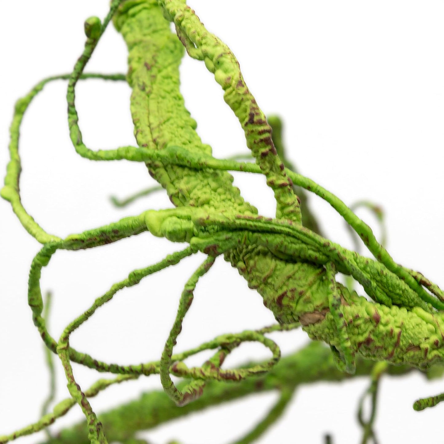 Ultimate Vine for Terrarium Habitat (Brown) | 6 ' Long Large Diameter Foam Vine for Reptile Enclosures, Bendable, Humidity Resistant, Bendy Offshoot Branches