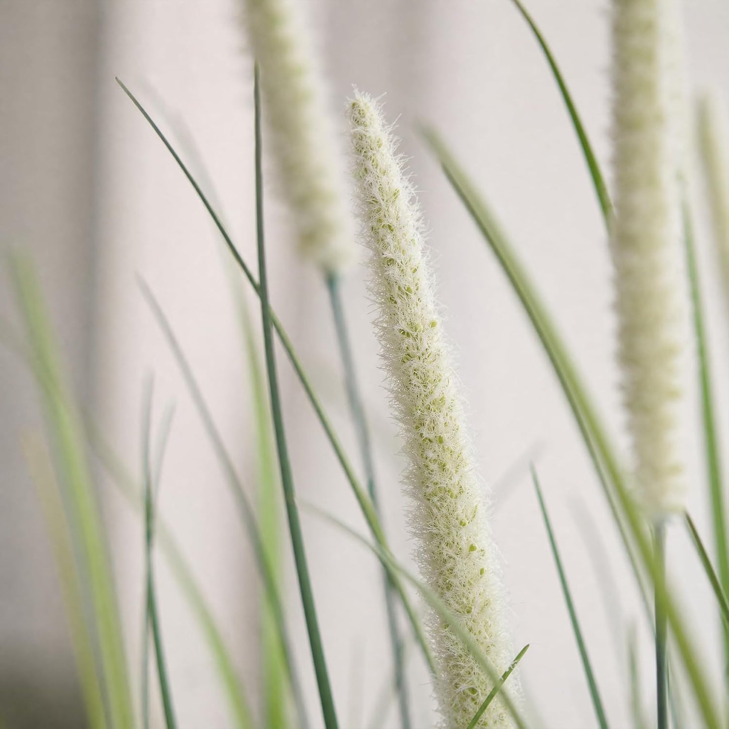 20PCS Artificial Onion Grass Stems 17.7in Faux Greenery Floral Arrangements | Vase filler; Home decoration; Wedding decoration; Bouquet making; Entryway décor; Indoor decoration